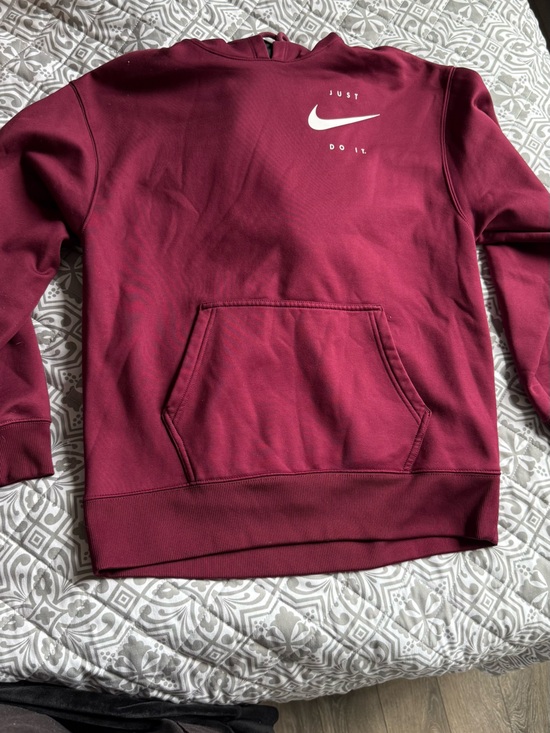 Nike Sweaters - Nike Pullover Hoodie with Front Pocket